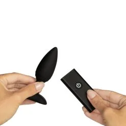 Libertybelle Marketing Limited Nexus Ace Small Vibrerende Buttplug Met Afstandsbediening 13 Libertybelle Marketing Limited Nexus Ace Small Vibrerende Buttplug Met Afstandsbediening -Sexy lingerie Verkoop 15849 nexus ace small fjernbetjent opladelig anal vibrator 05 hand q100